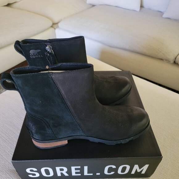 Sorel Emelie Zip Booties - Women's - Picture 7 of 10